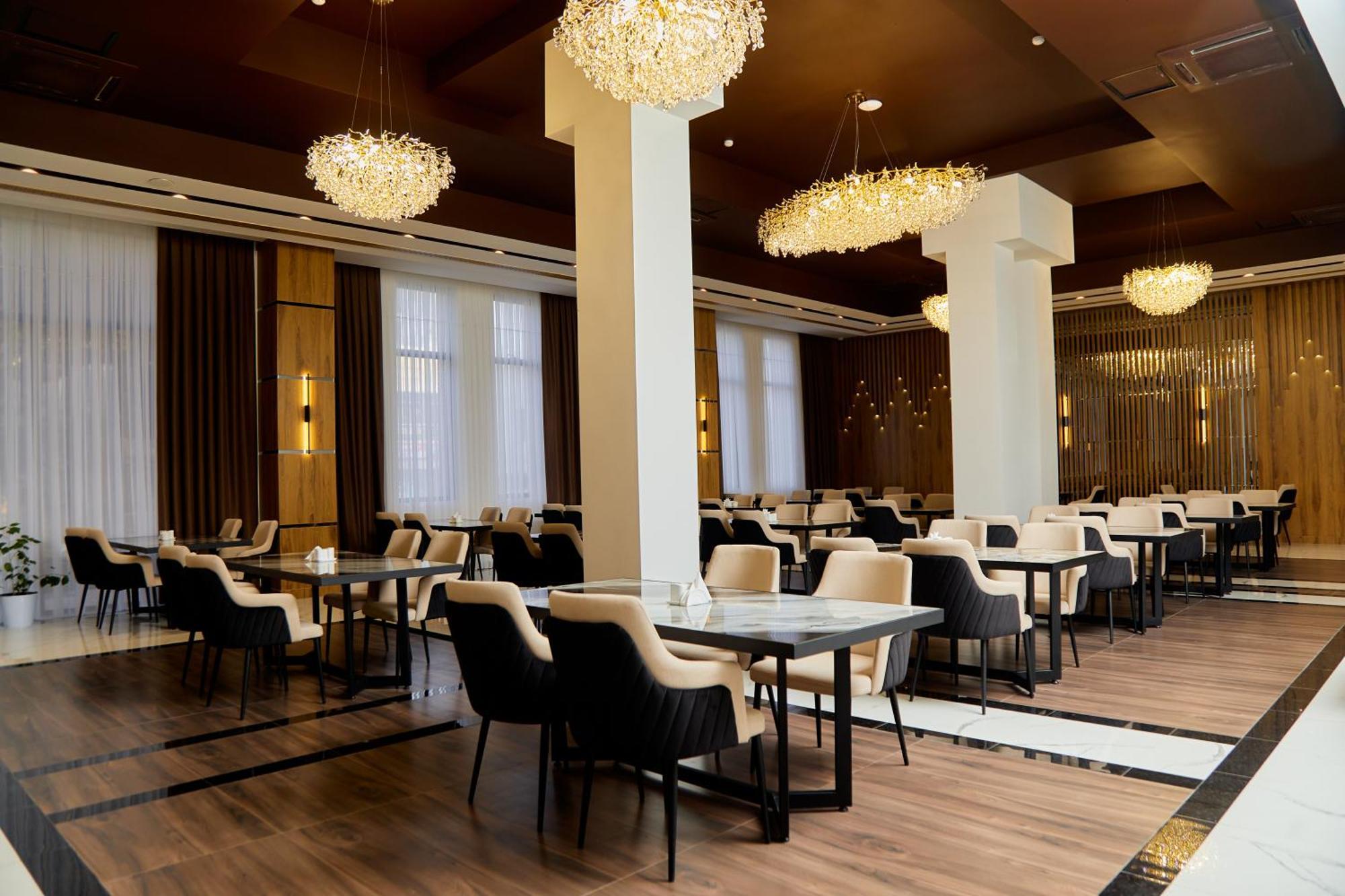 Grand Plaza Hotel Szamarkand Kültér fotó